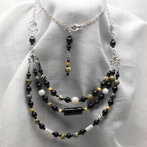No 327 Beautiful handmade jewelry set: earrings and necklace with multiple rows